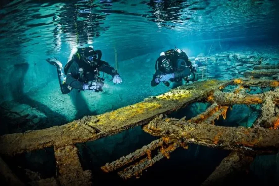 Dive-Image-9-copy-550x367.jpeg