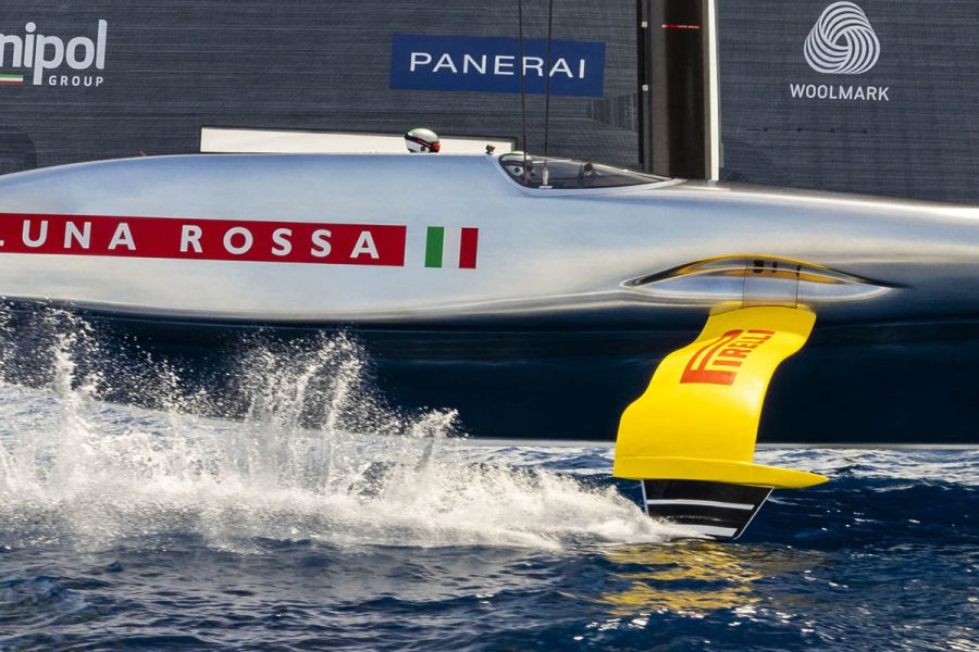 Luna Rossa AC75